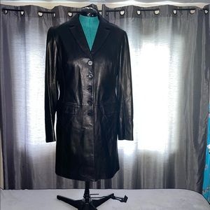 Danier Italian Leather long jacket size large. So soft, very good condition!